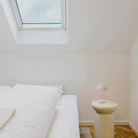 Stunning By The Lakes Apartamento Copenhaga